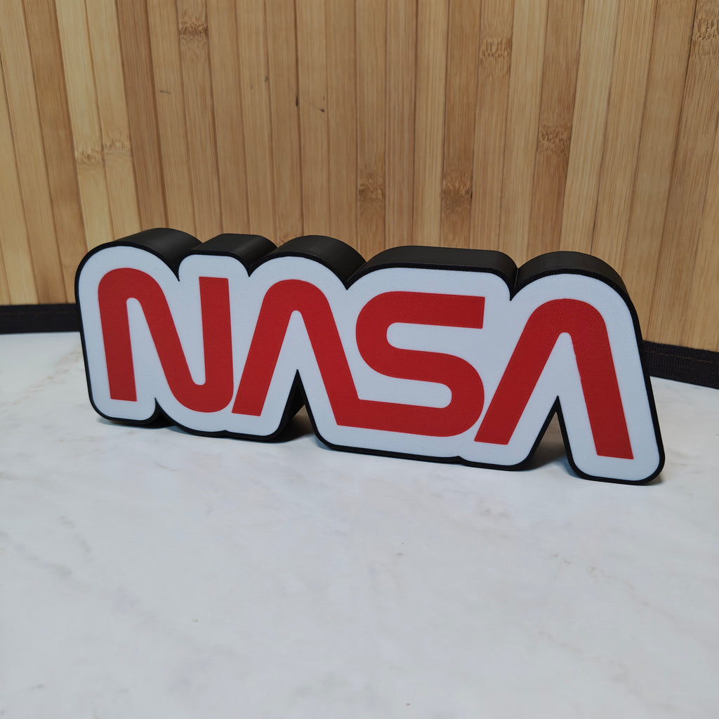Lampada LED NASA "Worm" Logo – Insegna Luminosa Rossa Vintage USB (24 x 8 cm)